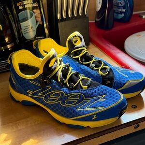 Zoot Men's Blue and Yellow Athletic Shoes